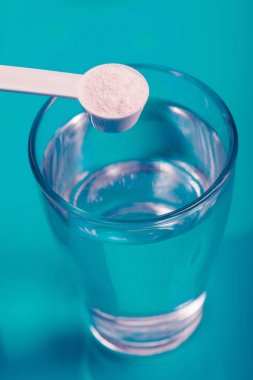 Diyet takviyesi, glukozamin, fruktoz, dekstroz veya spirulina ex
