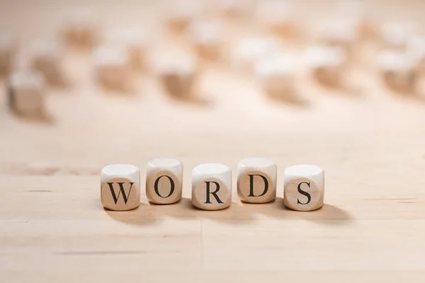 Palabras palabra sobre cubos de madera. Concepto de palabras — Foto de Stock