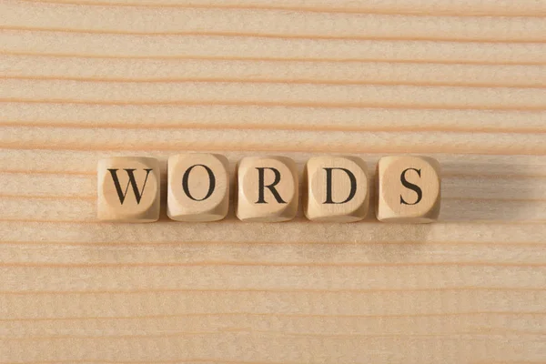 Λέξεις σε ξύλινους κύβους. Έννοια λέξεων — Φωτογραφία Αρχείου