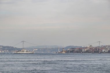 İstanbul, 23 Kasım 2019.istanbul, Asya ve Avrupa kıtaları arasında rüya şehri. İstanbul 'dan manzara ve şehir manzarası feribot, bosporus köprüsü ve bosporus.