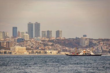 İstanbul, 23 Kasım 2019.istanbul, Asya ve Avrupa kıtaları arasında rüya şehri. İstanbul 'dan manzara ve şehir manzarası feribot, bosporus köprüsü ve bosporus.