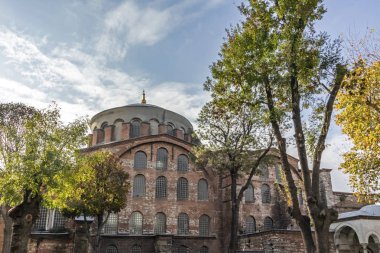 İstanbul, 23 Kasım 2019.istanbul, Asya ve Avrupa kıtaları arasında rüya şehri. Manzara ve şehir manzarası İstanbul 'dan aya irini kilisesi ile.