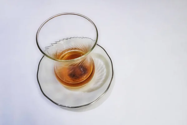 Крупним Планом Пити Турецький Чай Скляній Чашці Білому Тлі — стокове фото