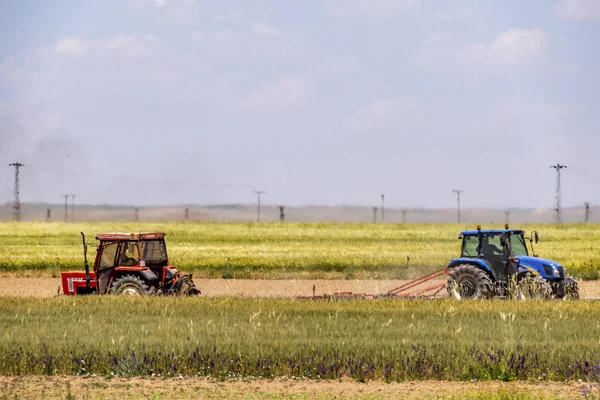 Konya Hindi 2019 Konya Ovasında Hindi Traktörü Ile Tarım Faaliyetleri — Stok fotoğraf