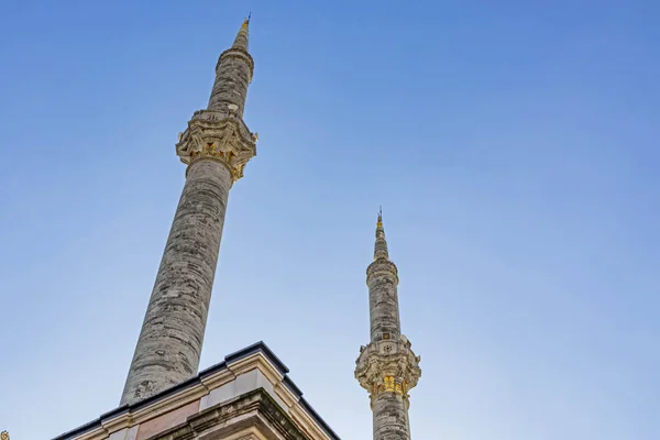 Ortakoy Istanbul Turkey January 2020 Ortakoy Mosque Situated Waterside Ortaky — Stock Photo, Image