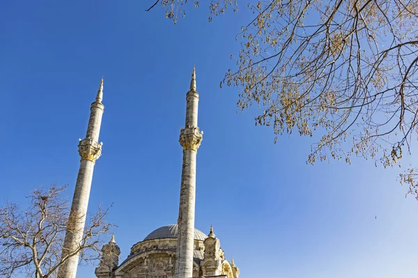 Ortakoy Istanbul Turkei Januar 2020 Die Ortakoy Moschee Liegt Ufer — Stockfoto