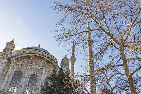 Ortakoy Estambul Pavo Enero 2020 Mezquita Ortakoy Está Situada Orilla — Foto de Stock