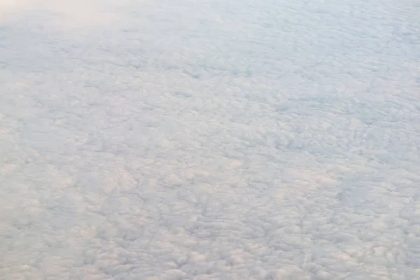 Látkép Felhők Repülőgép Ablakából Nagy Magasságban — Stock Fotó