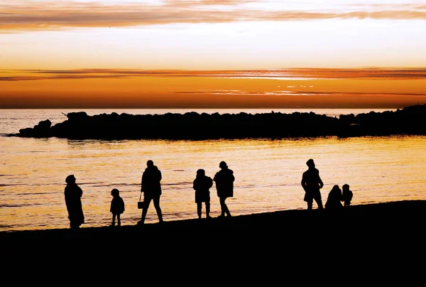 People Silhouettes Sunset Nature — Stock Photo, Image