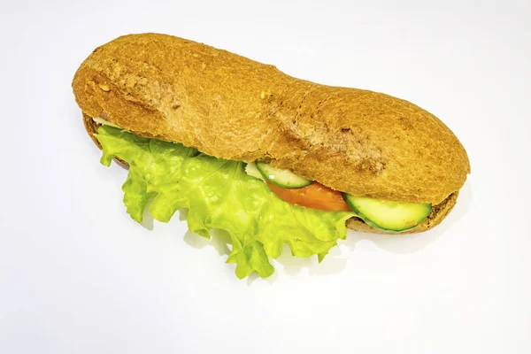 Sandwich Aus Nächster Nähe Mit Käse Tomaten Gurken Und Salat — Stockfoto