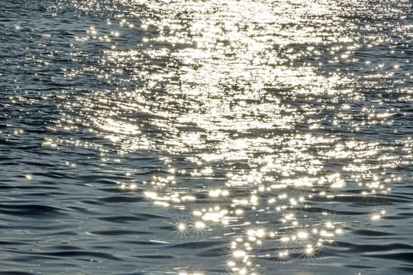 Βραδινός Ήλιος Και Λάμψη Στη Θάλασσα — Φωτογραφία Αρχείου