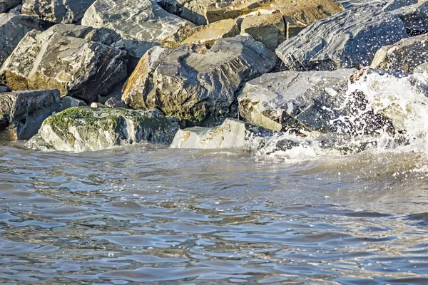 Falaises Vagues Sur Bord Mer — Photo