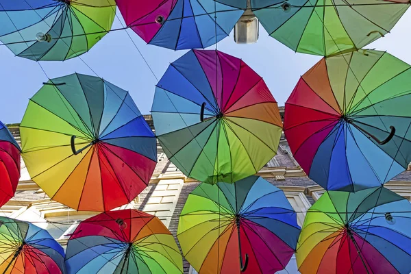 Декоративные Радужные Зонтики — стоковое фото