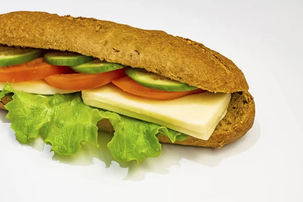 夹有奶酪 西红柿和白菜的三明治 — 图库照片