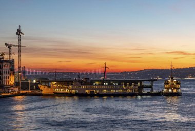 İstanbul, 26 Şubat 2020. İstanbul 'dan manzara ve şehir manzarası gün doğumunda ve sabahın erken saatlerinde.