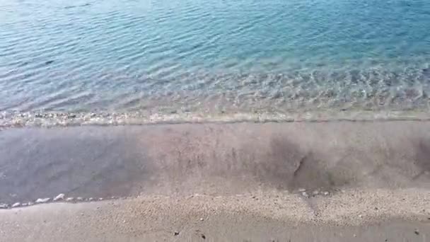 Mer Cristalline Vagues Avec Sable — Video