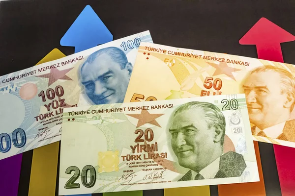 Finansal Geçmiş Üzerine Türk Lira Banknotlarını Kapat — Stok fotoğraf