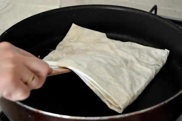 Pão de massa de pastelaria com imagens de torta caseira fresca imagens — Fotografia de Stock