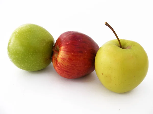 Meilleures photos de pommes rouges vertes et jaunes pour une vie saine — Photo