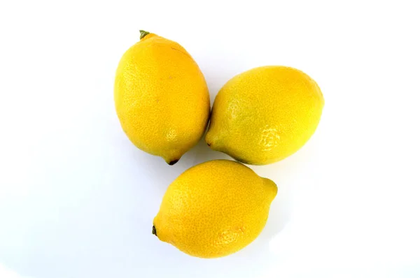Pinturas de limão no chão branco mais bonito — Fotografia de Stock