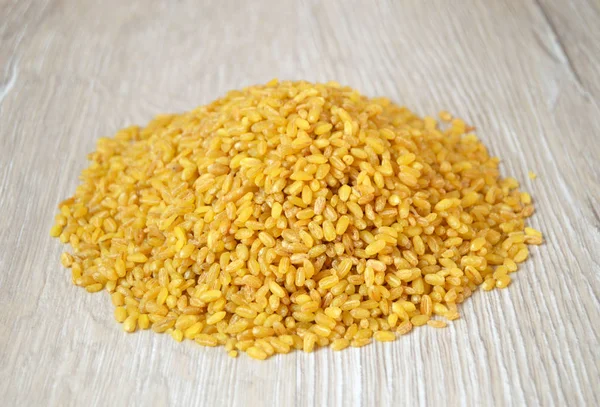 Büyük bulgur, büyük bulgur, bütün pirinç bulgur, sarı bulgur, bulgur pilav, hindi bulguru, Türk bulguru. Doğal ve organik bulgurlar.