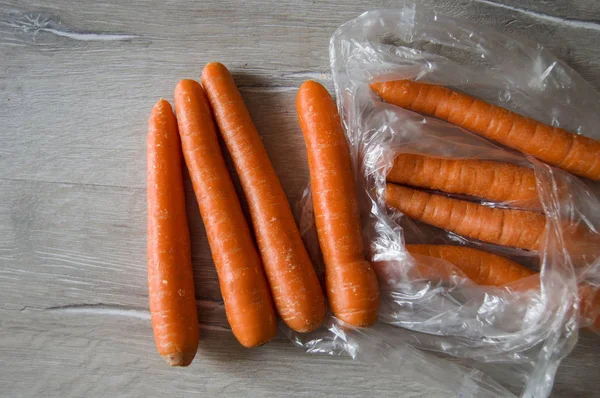 Cenouras laranja em vários tamanhos, apenas imagens de cenoura — Fotografia de Stock