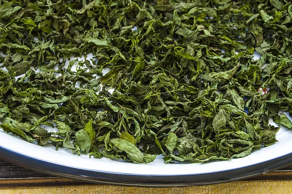 Kuru nane, taze nane doğal ve organik resimler, Kuru nane sosu çorba, Kuru nane kuru resme, sağlık, yemek nane içine koymak şartları içinde nane kurutulmuş