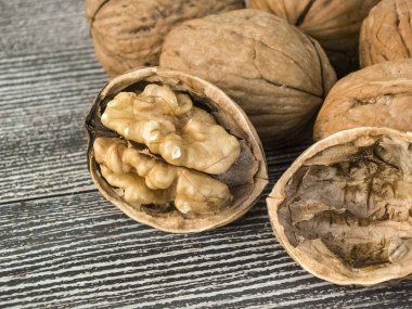 Fotoğraf kuru kabuklu ceviz, Kuru ceviz içinde Kuru kabuklu ceviz resimleri beyaz arka plan ile,