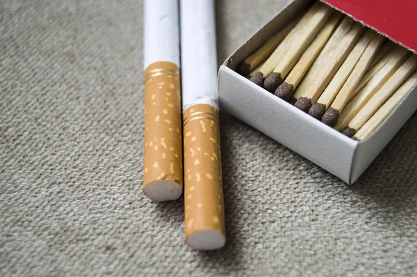 Cigarette Homme Aime Avant Vous Donne Des Soucis Fait Cancer — Photo