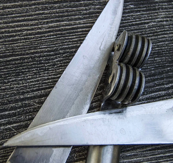 Nože Stojí Vedle Kotouče Brusné Nástroje Nástroj Nabrousit Nůž — Stock fotografie