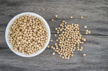 yemek için iyi bir fikir kuru nohut Yemeği, Kuru nohut, Kuru nohut plaka pişirmeye hazırdır,