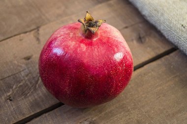 Nar resimleri, doğal organik nar meyve resimleri,