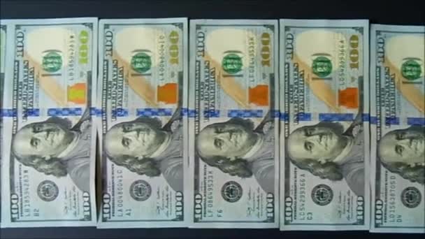 Dollari Americani 100 Centesimi Molti Piedi Uno Sfondo Nero Dollari — Video Stock