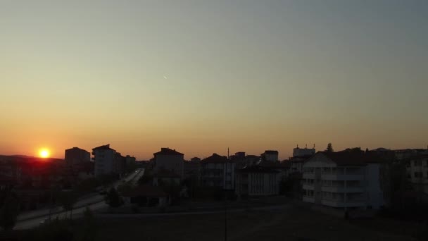 Zonsondergang Uitzicht Stad Een Stad Bij Zonsondergang — Stockvideo