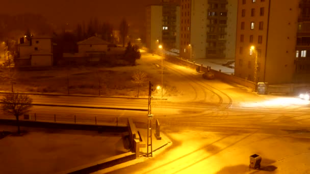 Podczas Gdy Nocy Pada Śnieg Nocy Śnieg Miasto Pada Śnieg — Wideo stockowe