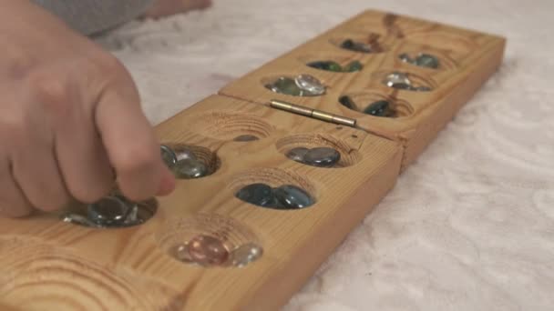 Play Mancala Intelligence Game Mancala Middle East Intelligence Game Mancala — Stock Video