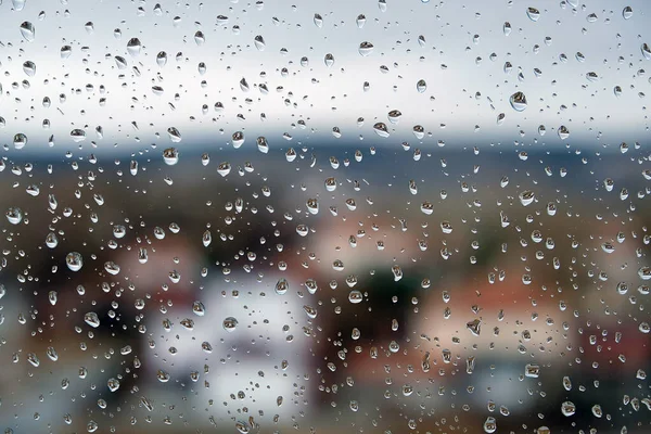 Natürliche Regentropfen Und Blick Auf Die Landschaft Draußen Auf Dem — Stockfoto