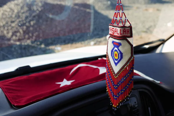 土耳其文化中的邪恶之眼 汽车装饰 土耳其文化中的信仰 邪恶之眼将受到邪恶之眼和魔法的保护 — 图库照片