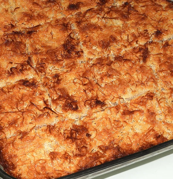 Wheat Dessert Shredded Ramadan Cooked Fried Shredded Wheat Dessert — Stock Photo, Image