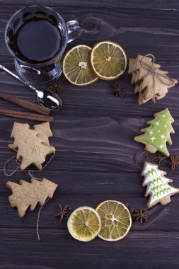 Noel kurutulmuş portakal co ile bir bardak şarap mulled