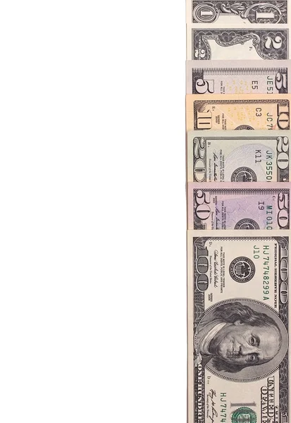Долларовые купюры США изолированы на белом фоне . — стоковое фото