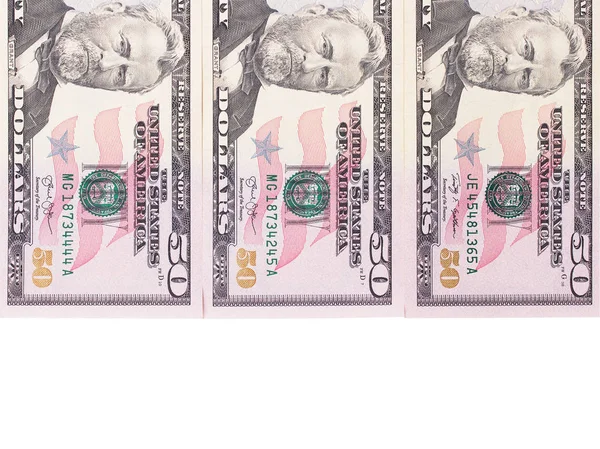 Trzy banknoty 50 dolarów na białym tle. — Zdjęcie stockowe