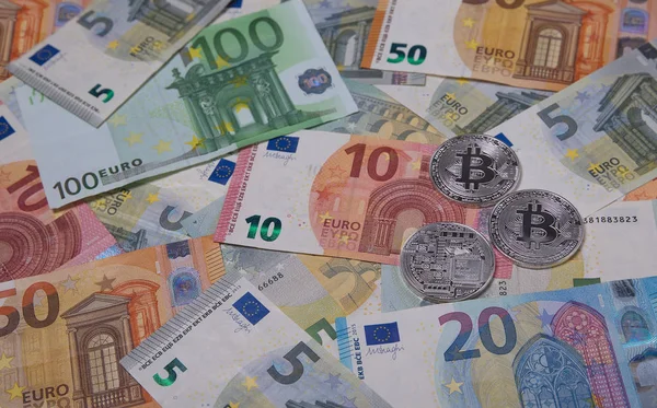 Zilveren bits munt euro geld achtergrond. — Stockfoto