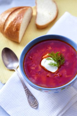 Borsch - geleneksel Ukrayna pancar ve lahana çorbası