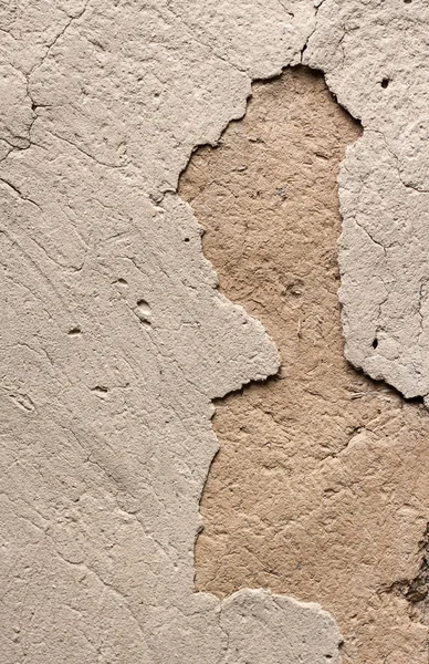 Стара стіна з тріснутою поверхнею — стокове фото