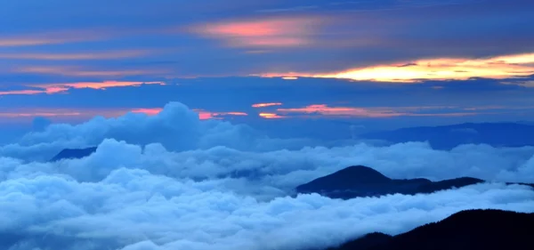 Karpatlar gün batımı