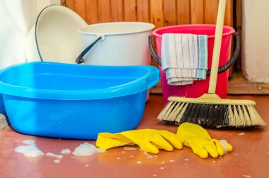 Temizleme ve toplama için deterjan