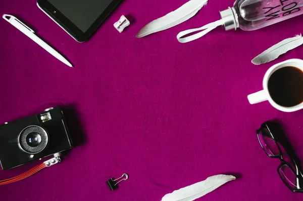 View from above. background. workplace. technology, hot coffee, accessories — Stock Photo, Image