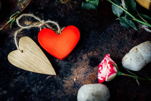 İki Sevgililer günü kalpleri togerher sınırlı. Sevgililer günü arka plan.