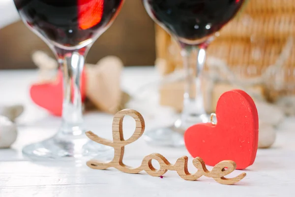 Twee glazen cola op Valentine's day viering — Stockfoto